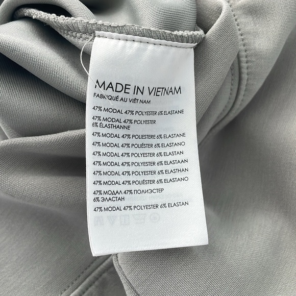 Club Monaco Sweater - Picture 9 of 9